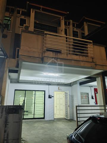 Tambun - Master room with Private washroom 1