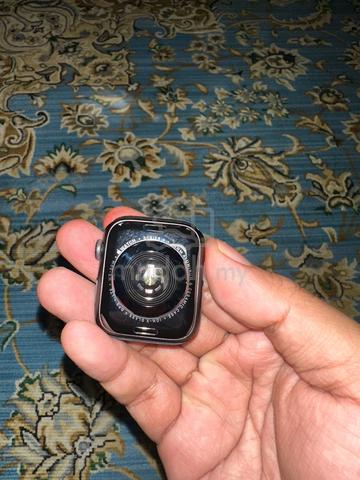 Apple Watch series 4 44mm - photo 4 of 6
