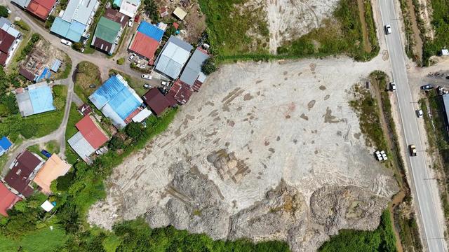 Roadside Land | Vacant Land | Commercial Land | Kolombong 1