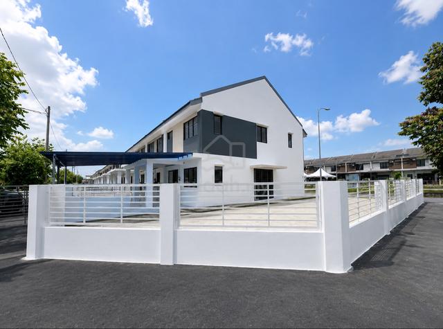 double storey corner house for rent ,saujana Perdana glomac sungai bul 1
