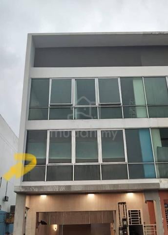First Floor Shop Lot Setia Tropika  1