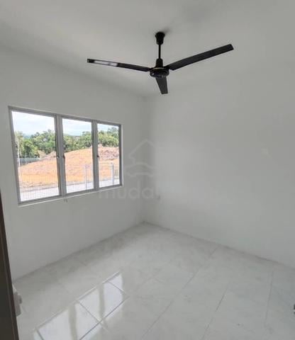 Room for Rent – FEMALE ONLY 1