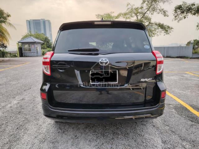 18Toyota RAV4 2.4 (A)LOAN/UP/5YRS/LIMITED/EDITION* - 3