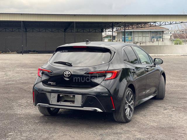 BESTBUY Toyota COROLLA SPORT 2.0 GZ REDBLK LEATHER - 2