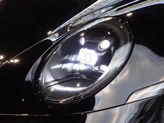 2022 Porsche 911 GT3 Touring PCCB/LIFTER/3000KM - 5