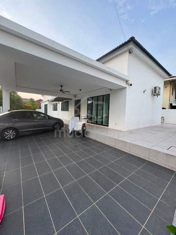 BANGLO SETINGKAT KAWASAN ELIT Harga Masih Boleh Nego 1