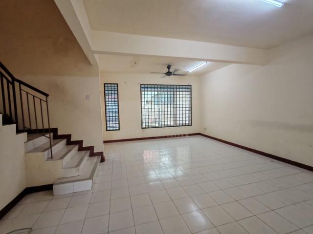 Double Storey@Bandar Putra Kulai|Spring Ville Park|GnG|Partial Furnish 1