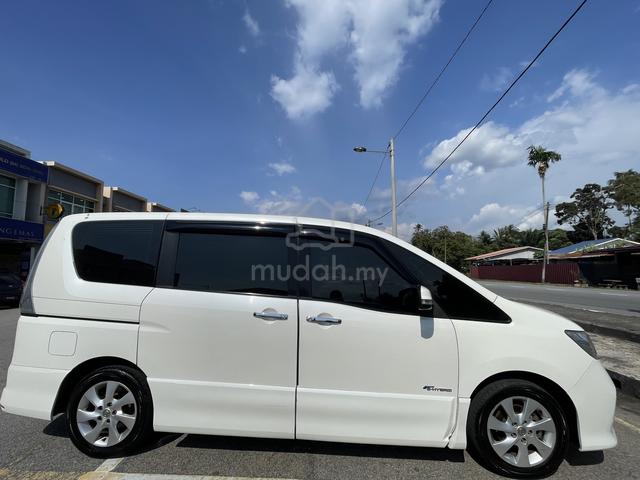 2013 Nissan SERENA 2.0 S-HYBRID HIGHWAY STAR - 4