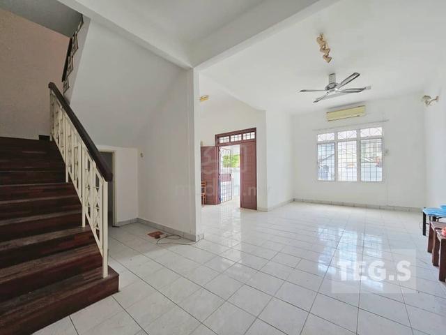 Super Below Market! Double Storey House Anggerik Eria Kota Kemuning 2