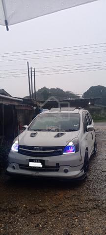 2009 Nissan GRAND LIVINA 1.6 PREMIUM/LUXURY (M) - 1