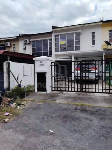 House Near School at Bandar Tasik Kesuma, Beranang 1