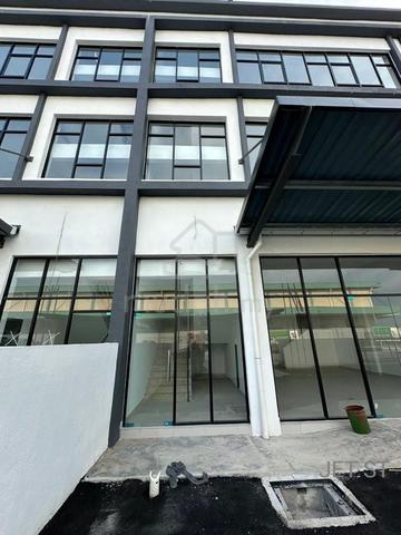FOR RENT 3-STOREY SEMI-D FACTORY Telok Gong Klang CCC ready 1