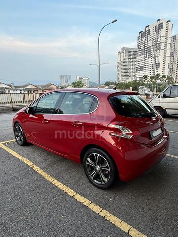 PEUGEOT 208 1.6 VTi ALLURE (5 DOOR ) (A) 2014 - 5