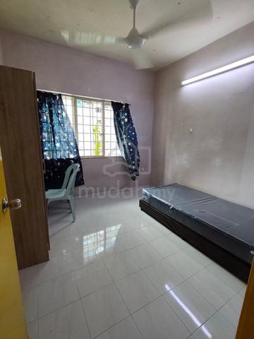 Small room to let Menara Alpha condo#lrt wangsa maju 1
