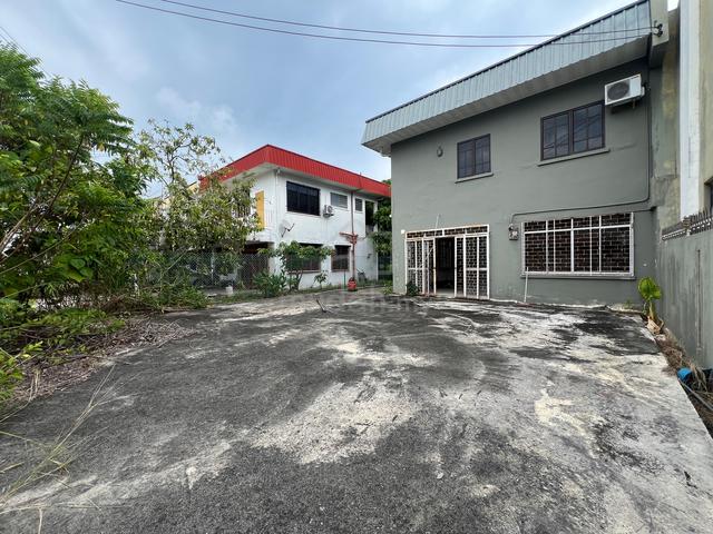 Putatan Semi D For SALE | 3R 2B | Need Major Renovation 1