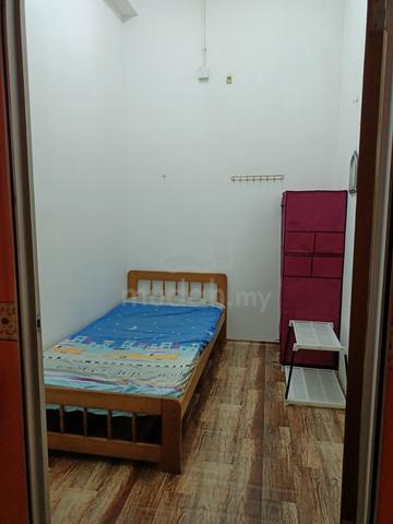 Room ( Male Near 2nd Link) at Tmn Nusantara, Gelang Patah, Johor. 1