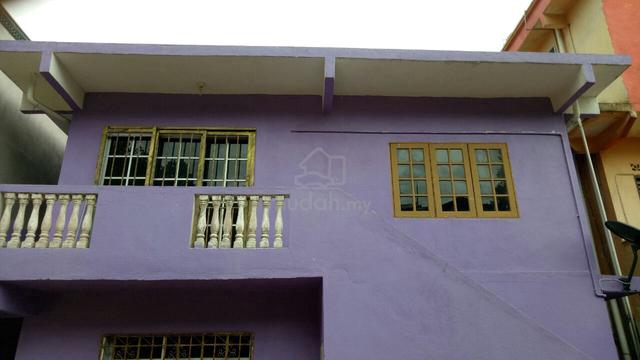 Rumah sewa Taman Harmonis, Gombak 1