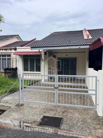 Rumah Teres Setingkat, Seremban 2 (Garden Avenue 2) 1