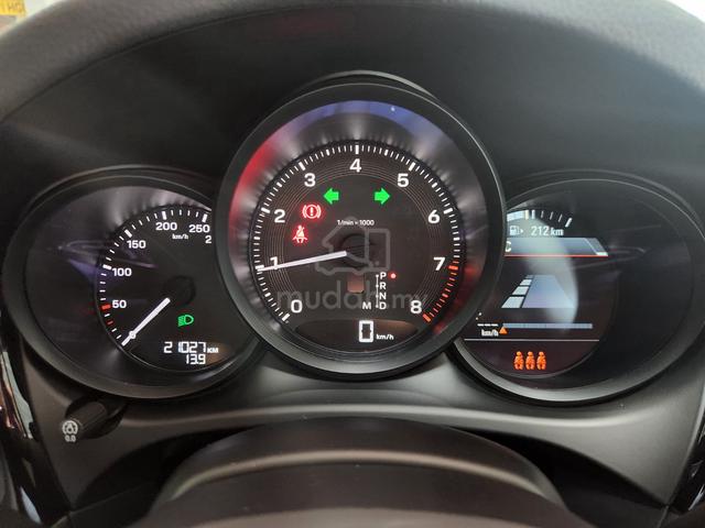 2023 Porsche Macan 2.0T Turbo New Facelift 5A - 3