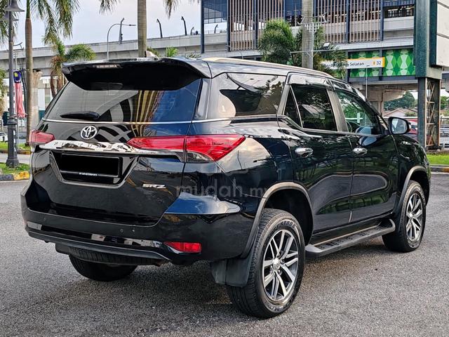 2017 Toyota FORTUNER 2.7 SRZ 4x4 SUV 7ST KLES RCAM - 5