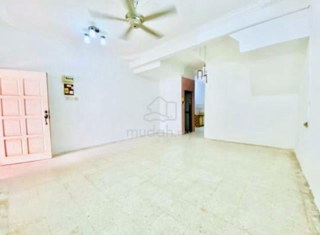 Rumah Teres 2 Tingkat, Taman Klang Utama 1