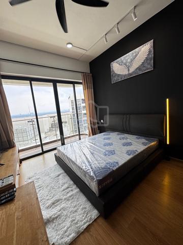 JB Master Room For Rent Near CIQ 1