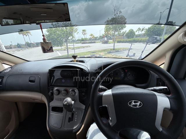 2010 Hyundai GRAND STAREX 2.5 ROYALE (A) - 5