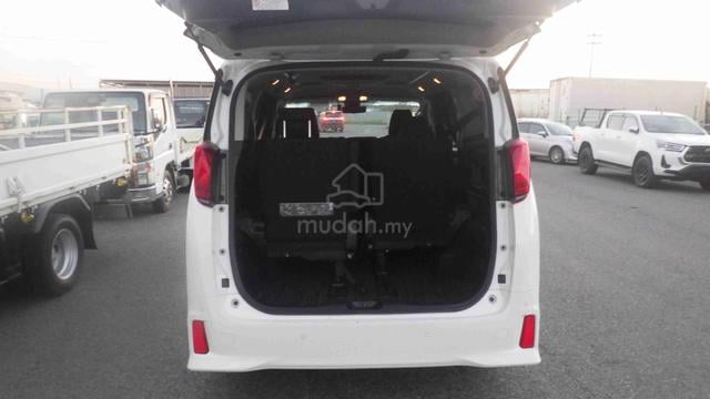 2021 Toyota ALPHARD 2.5 S 8 Seater - 4