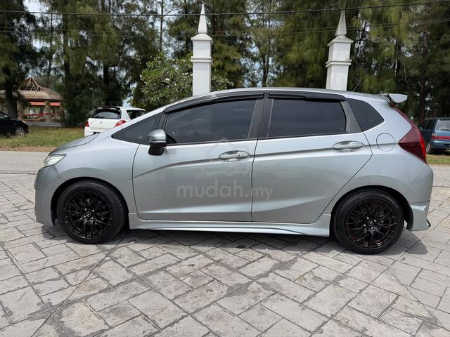 2014 Honda JAZZ 1.5 V MY2014 (A) - 4