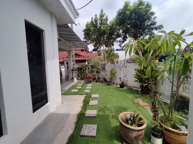 DEKAT SURAU ⭐ CORNER LOT Single Storey Taman Pinggiran Cyber 1