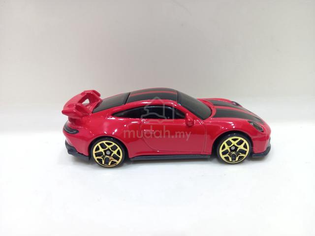 Hot Wheels Porsche 911 GT3  Diecast Car Model Red - photo 5 of 6