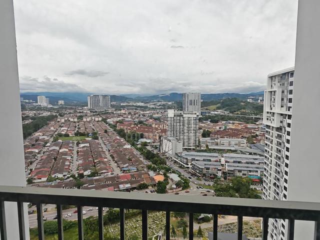 KL Traders Square Residences 1