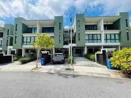 Townhouse @ Premier Garden Town villas CAHAYA SPK Seksyen U9 Shah Alam 1