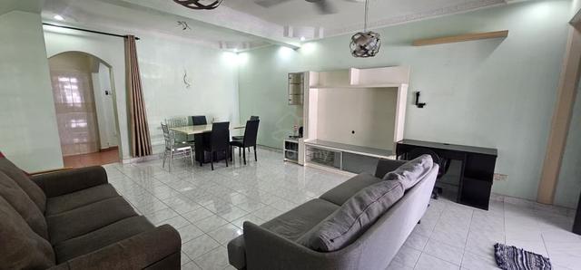 CASSIA Bandar Botanic Double Storey Terrace for rent sewa rumah 1