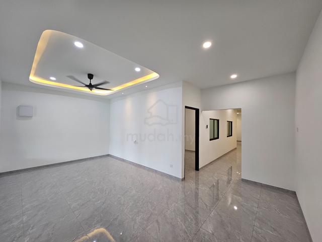 Single Storey Terrace Fully Renovated at Chai Leng Park Perai 1