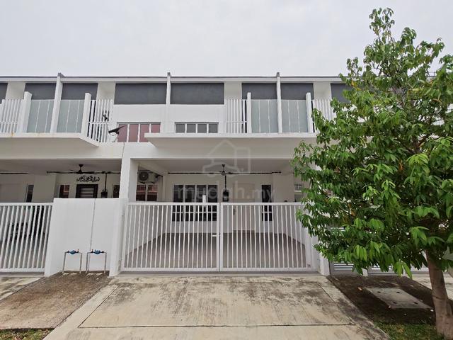 Double Storey Furnished House For Rent at Bandar Sri Sendayan Seremban 1