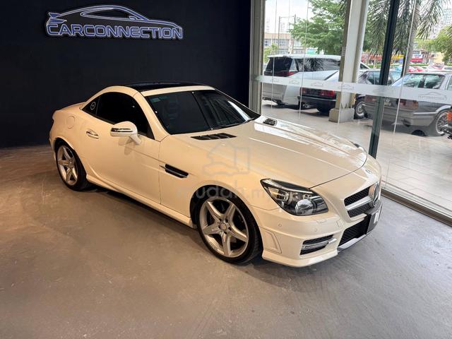 2014 Mercedes Benz SLK200 1.8  AMG SPORT - 2