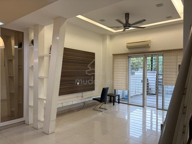 Taman Putra Prima 8B Puchong 1