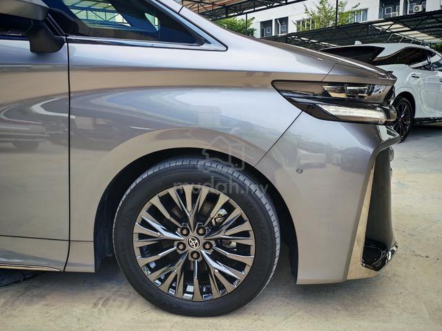 2025 TOYOTA VELLFIRE Z PREMIUM GRAY 2k KM 6A CAR - 4