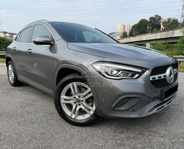 Mercedes Benz GLA200 1.3 Warranty Ends September - 3