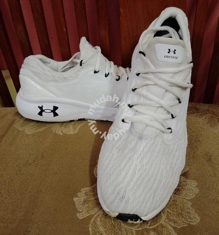 under armour 9.5