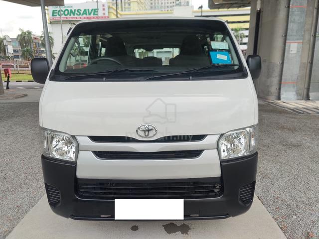 2023 Toyota Hiace 2.5 (M) 14 Seat Window Low Roof - 2
