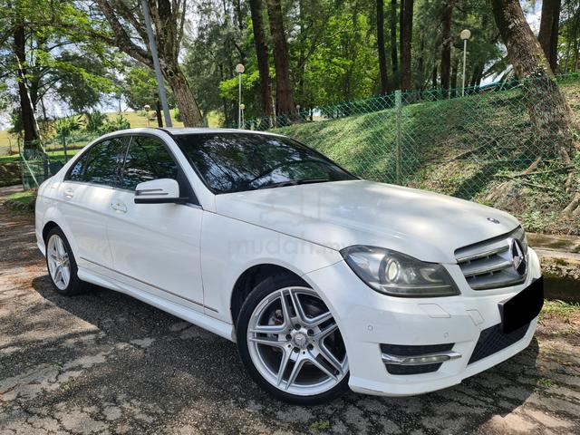 Mercedes Benz C200 1.8 CGI AMG Bodykit 7Speed CKD - 1