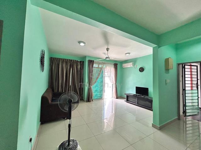 Pine Residence Apartment 4B 2BR 1055sqft Non Bumi Leasehold 1