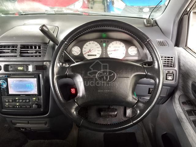 1999 Toyota Ipsum 2.0 (A) 7 Seaters - 5
