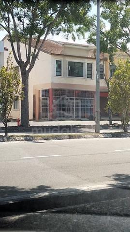 Kedai untuk dijual atau disewa 1
