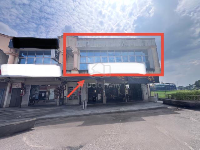 Kluang @ Taman Aman (Corner First Floor for Rent) Next to Aeon Big 1