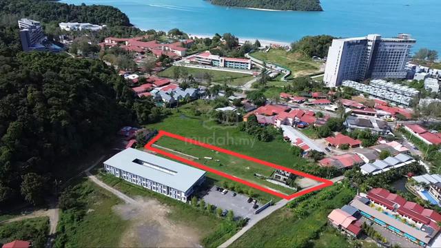 TANAH LANGKAWI Jalan Pantai Tengah untuk dijual 1