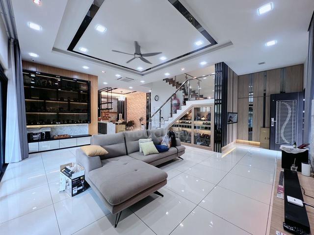 Fully Renovated 3 Storey Semi D The Gardens Polo Park Taman Sri Intan 1