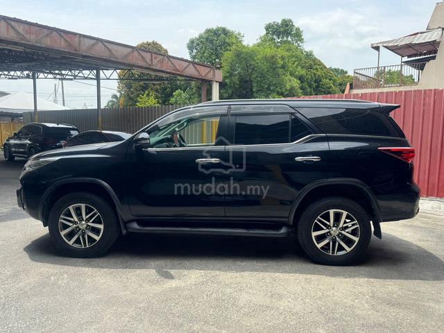 2017 Toyota FORTUNER 2.7 SRZ (A) LOAN KEDAI IC SJ - 4